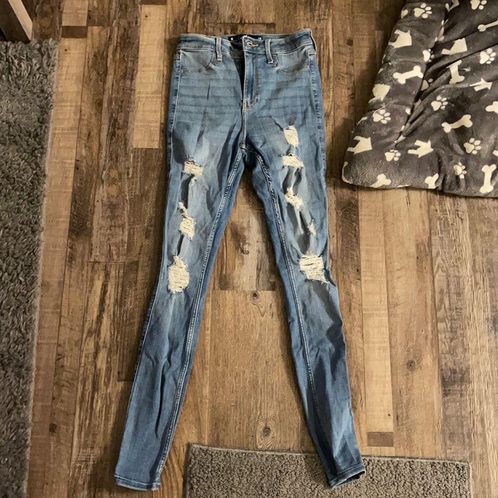 *HOLLISTER* jeans ; size: 1 ; condition: *NEW*